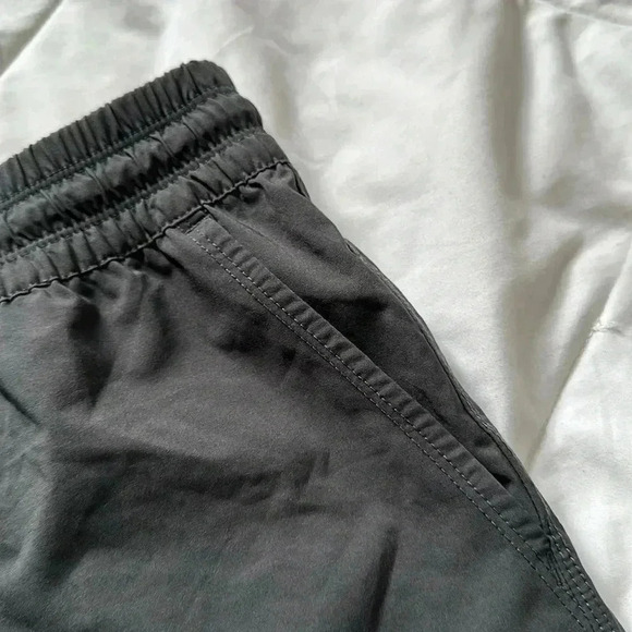 The North Face gray skirt size medium outdoors hiking pockets - Picture 4 of 7